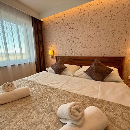 Vysoke Tatry - Isc Resort House For 13 People With 6 Extra Bed 포프라트 외부 사진