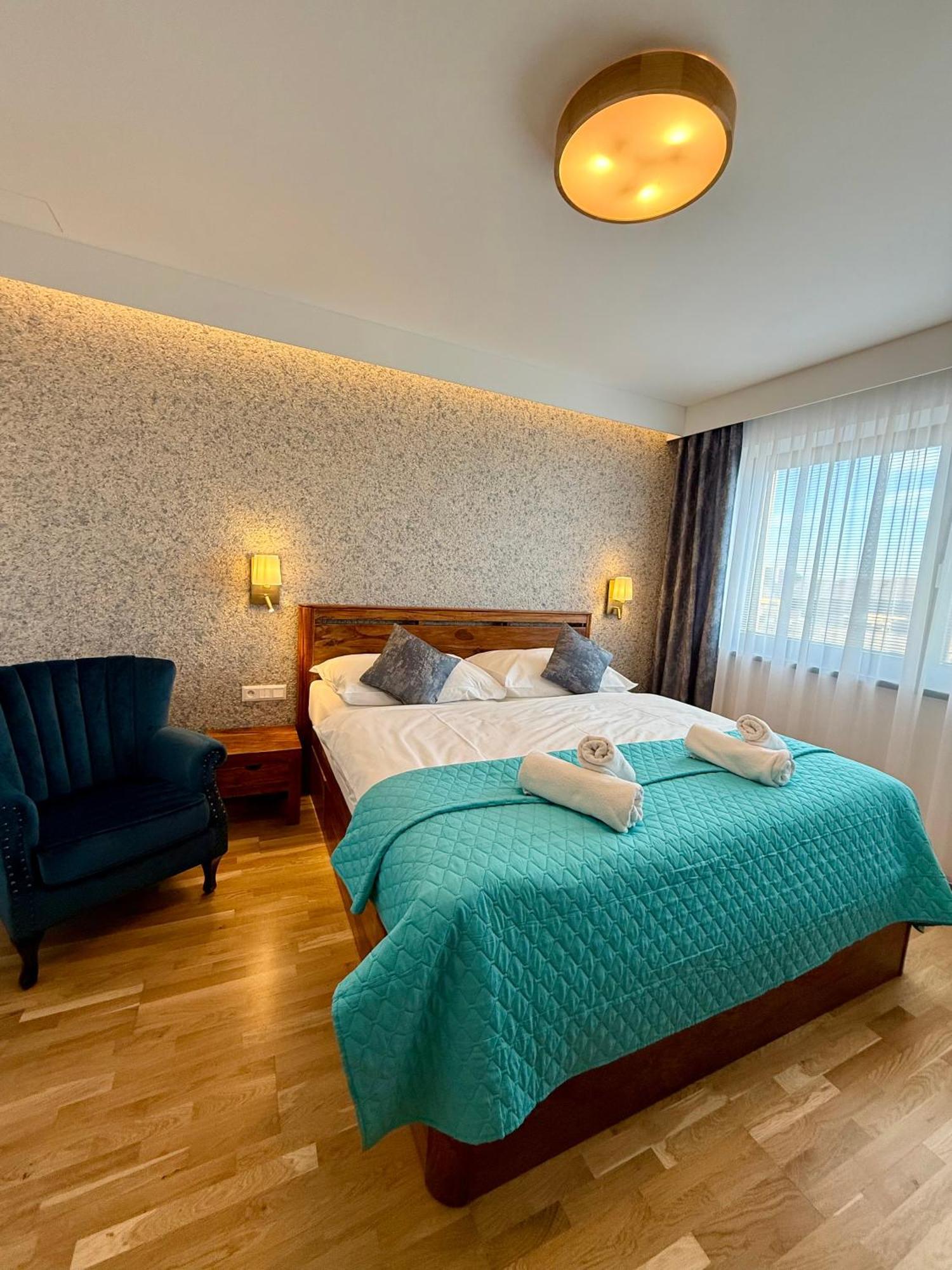 Vysoke Tatry - Isc Resort House For 13 People With 6 Extra Bed 포프라트 외부 사진