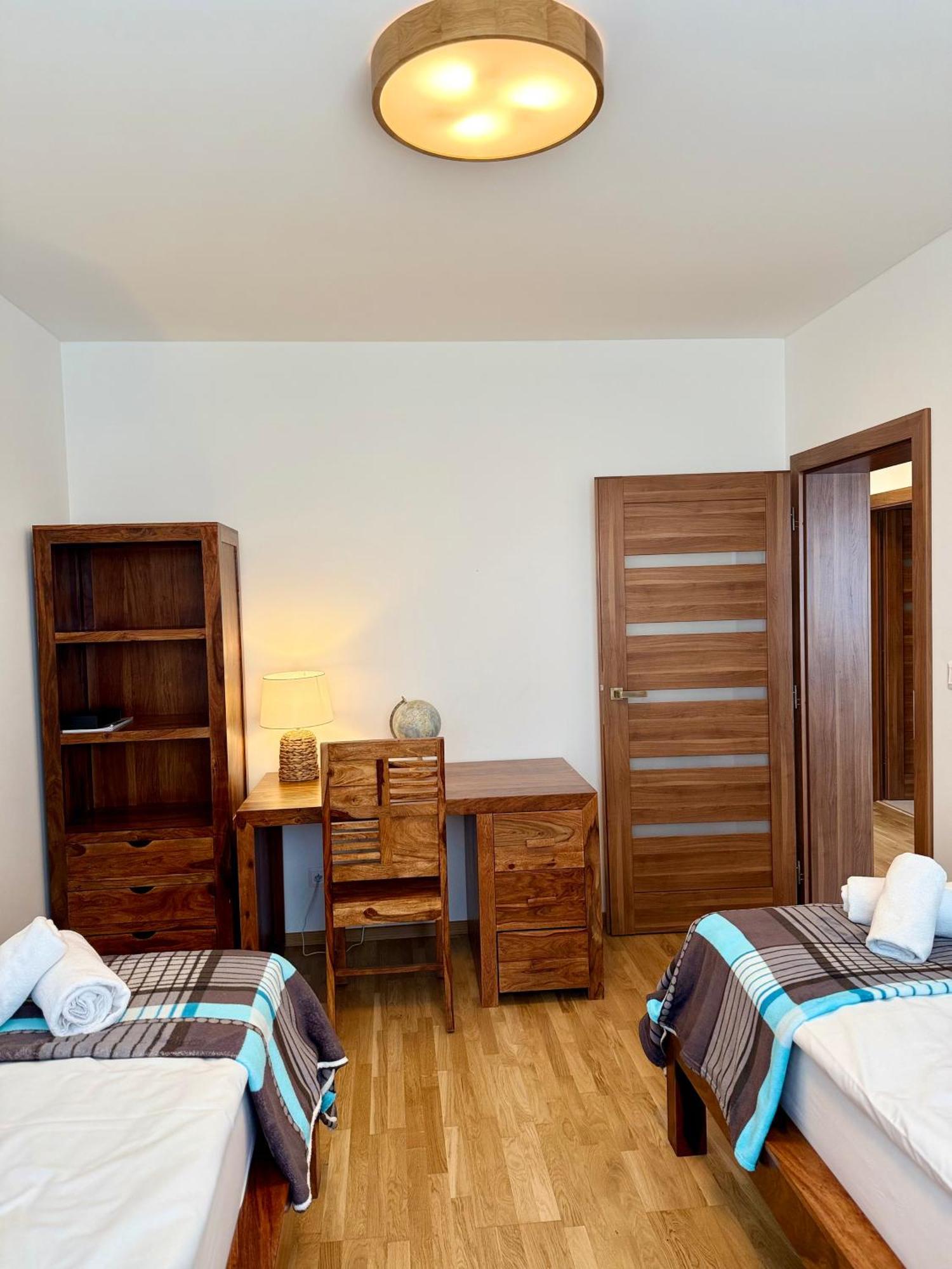 Vysoke Tatry - Isc Resort House For 13 People With 6 Extra Bed 포프라트 외부 사진